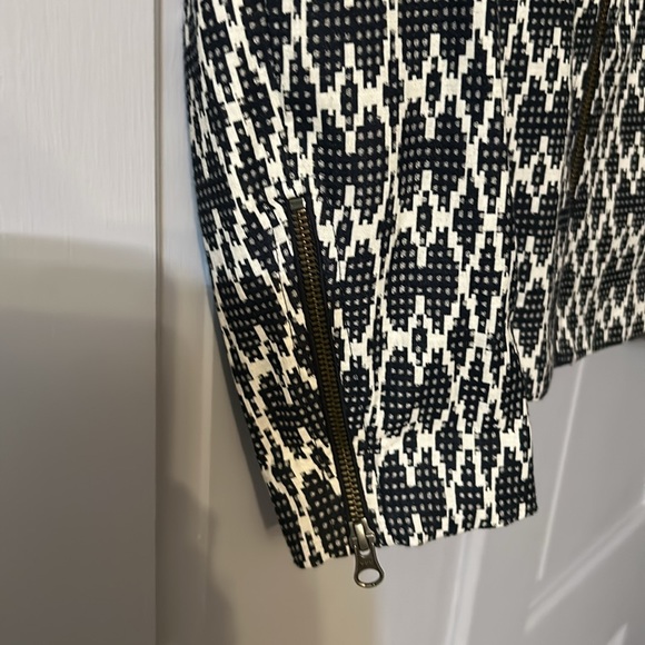 J Crew Navy & Cream Jacket - Picture 3 of 5